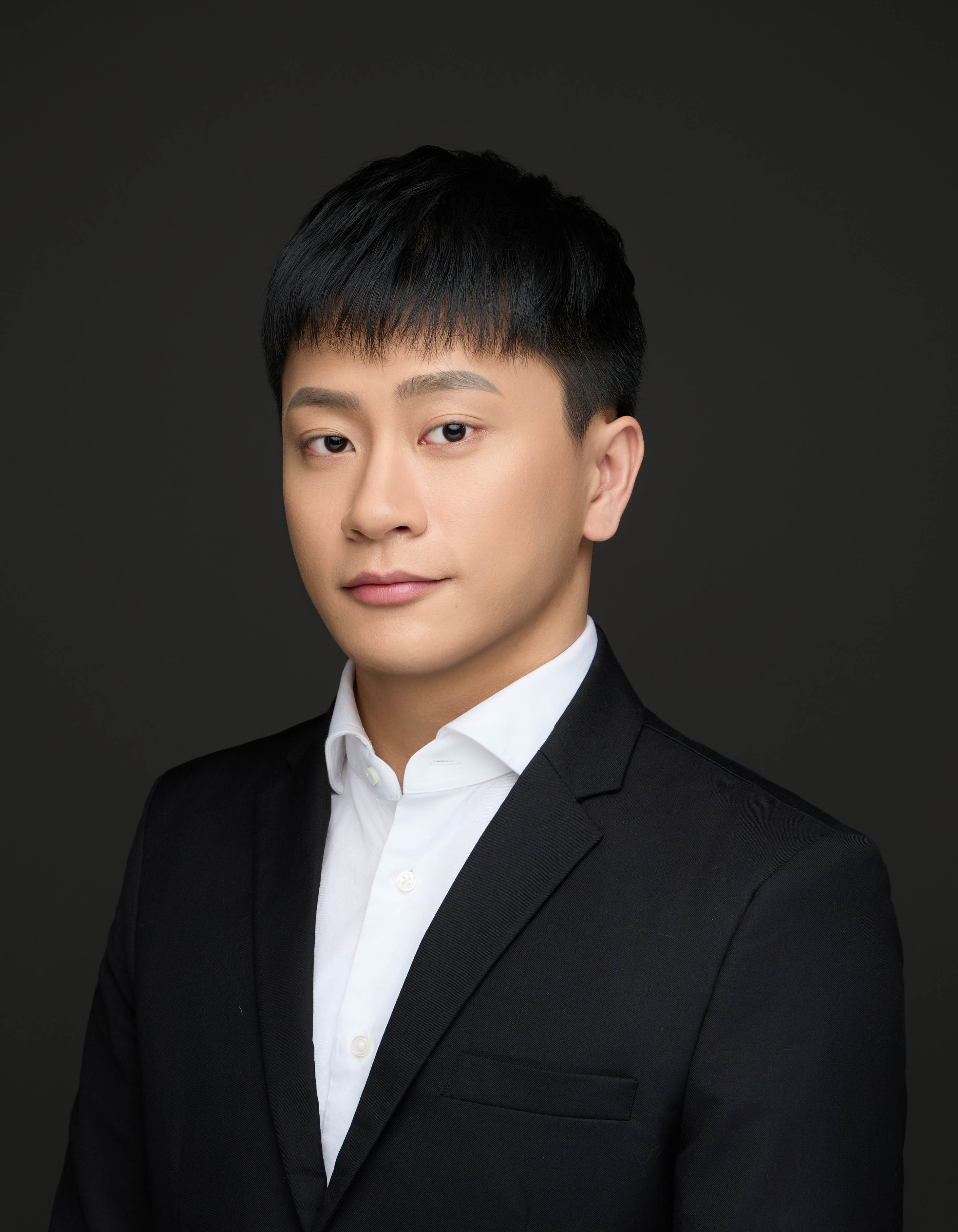 劉韋辰會計師